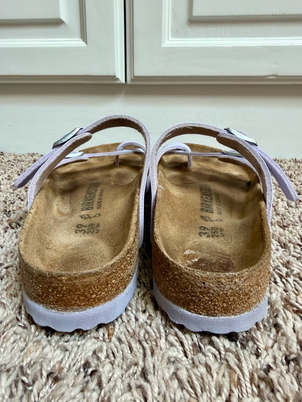 Birkenstock Mayari Sandal in Patent Purple Fog Size 39 or 9 - Picture 6 of 12